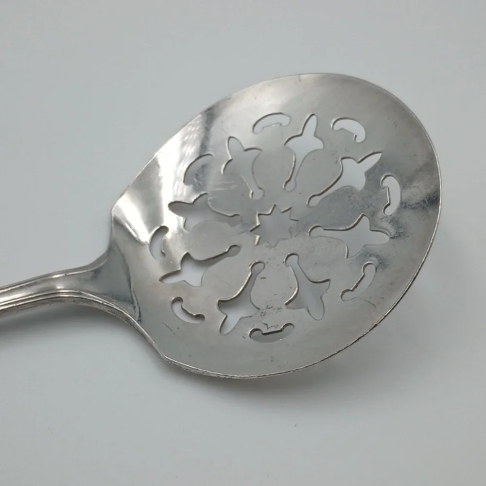 WM Rogers Original Rogers Silver Plate Tomato/Cranberry Sauce Spoon